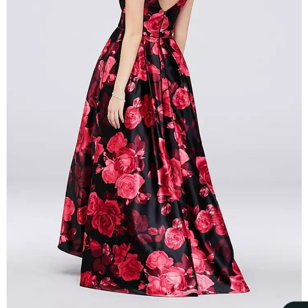 Formal / Prom Dress - Betsy Adams - Size 18 -- with pockets
